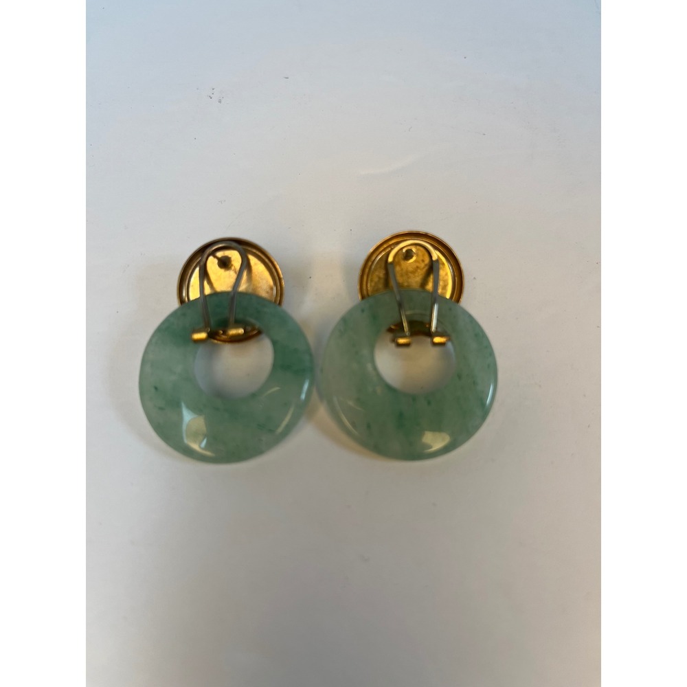Vintage Green Jade Style Hoop Door Knocker Earrings Gold Tone Omega Back Pierced - Picture 3 of 5